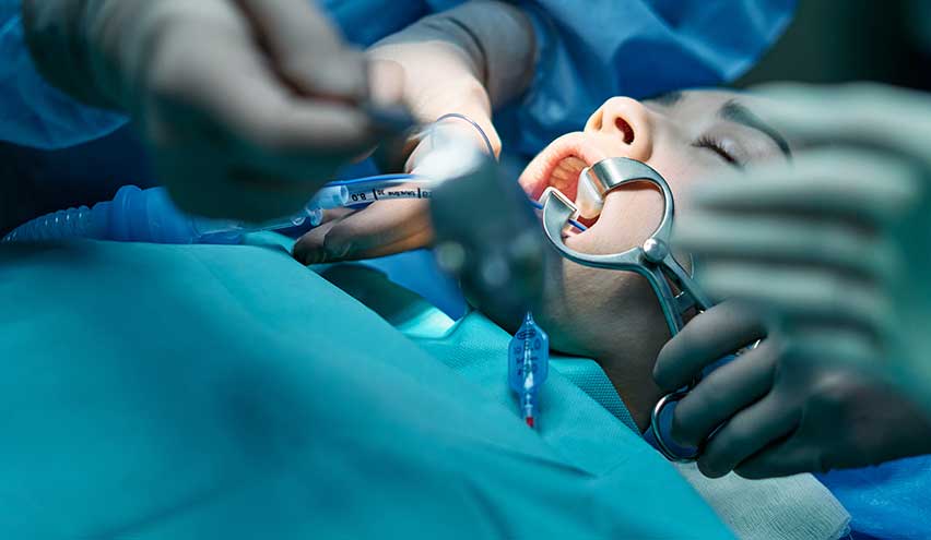Cirugía Maxilofacial